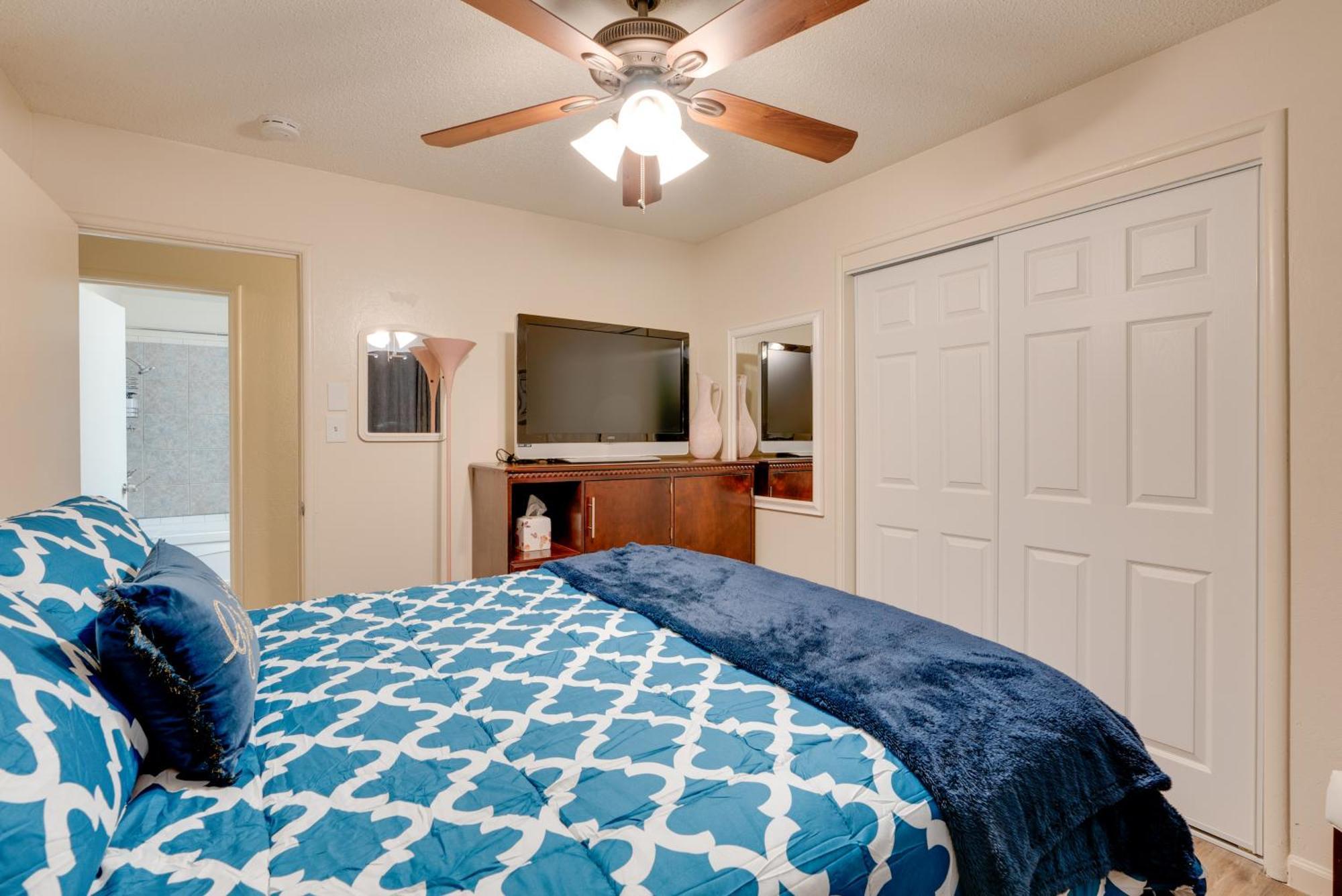 Breezy Fresno Home - Near Airport And Downtown Exterior photo
