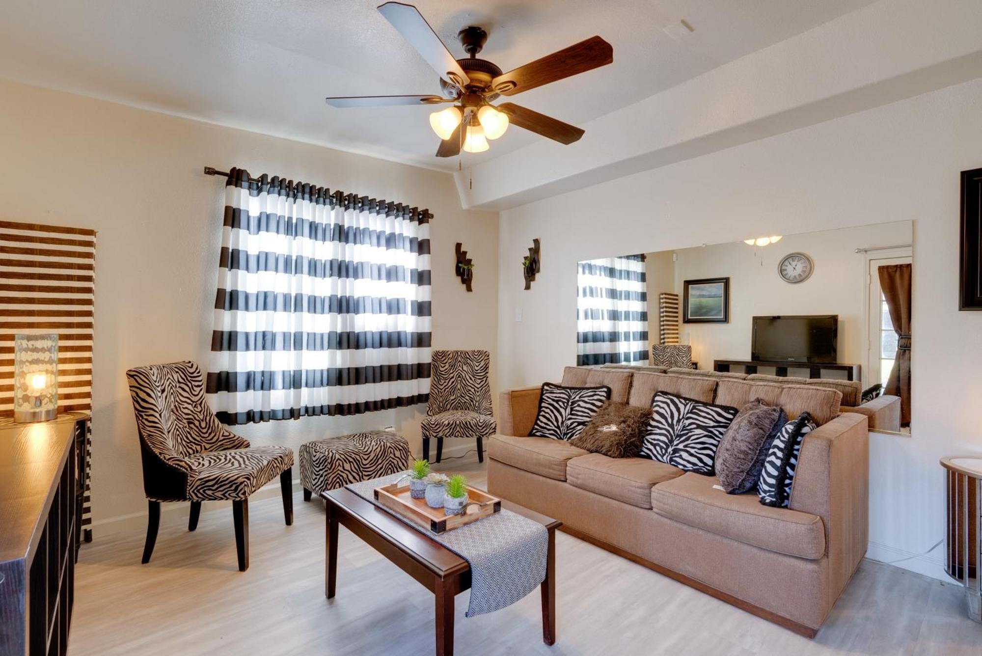 Breezy Fresno Home - Near Airport And Downtown Exterior photo